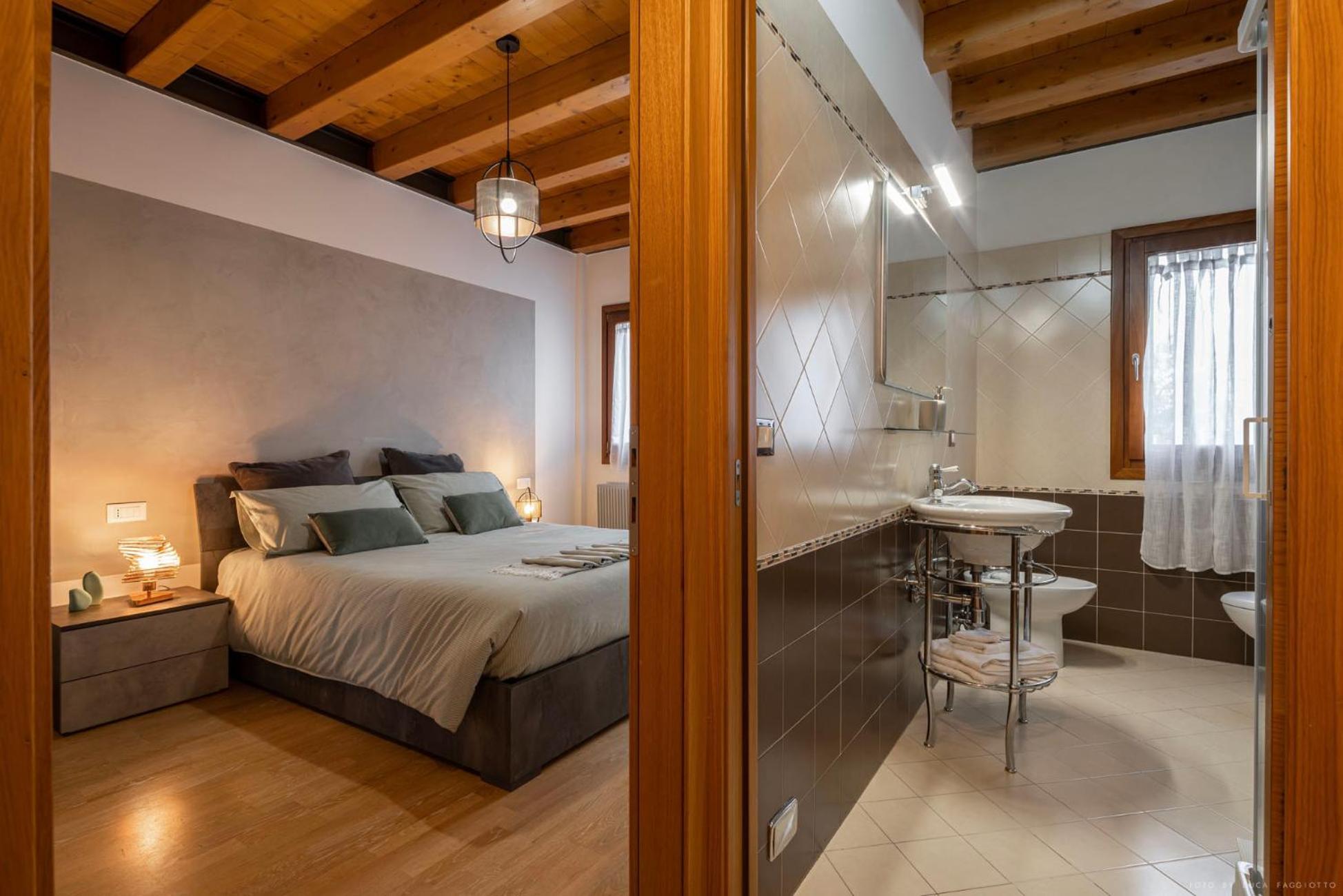 Venezia-Suite HemingwayA Pochi Passi Outlet 노벤타디피아베 외부 사진